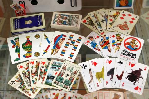 jáTÉKA kiállítás 5: Kártyák és látogatók 21