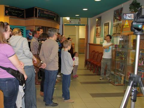 jáTÉKA4 puzzle kiállítás megnyitó 01