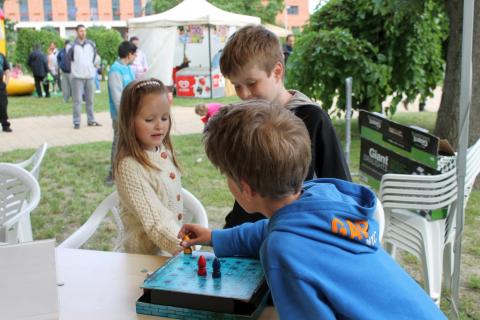 Békés viaskodók a Játéktéren 13