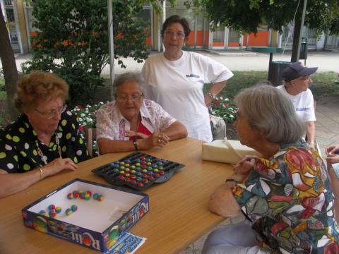 Játékosok a Lakótelepi napokon-Gyöngyösi sétány 01