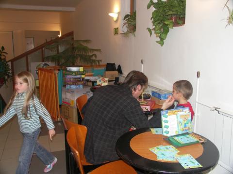 Játékosok a 19. Társasjáték klubban 03