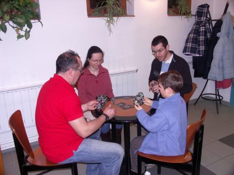 Játékosok a 25. Társasjáték klubban 10