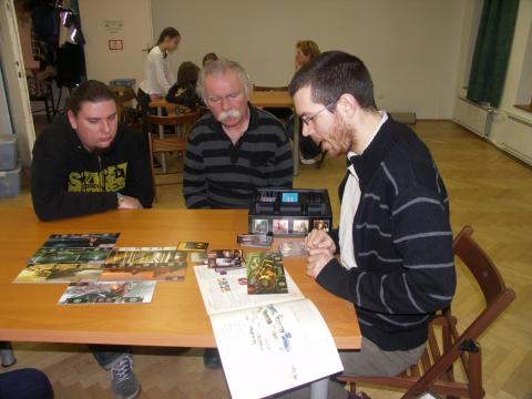 Játékosok a 28. Társasjáték klubban 15