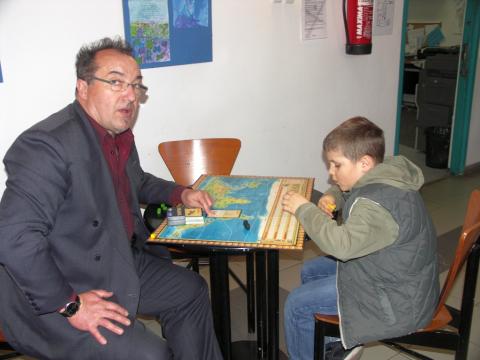 Játékosok a 30. Társasjáték klubban 08