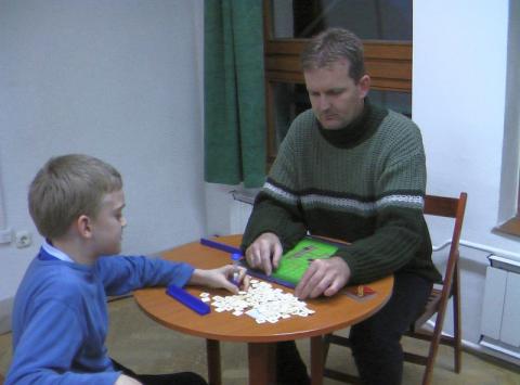 Játékosok a 65. Családi Társasjáték Klubban 5.