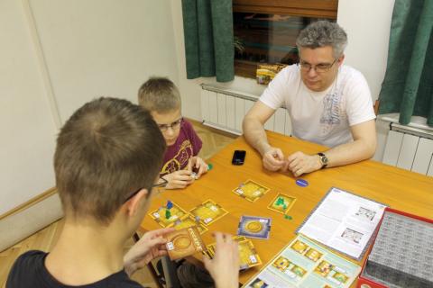 tarsasjatek-klub-71-15