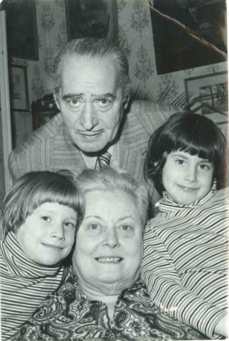 Rodolfo Olgával és unokákkal